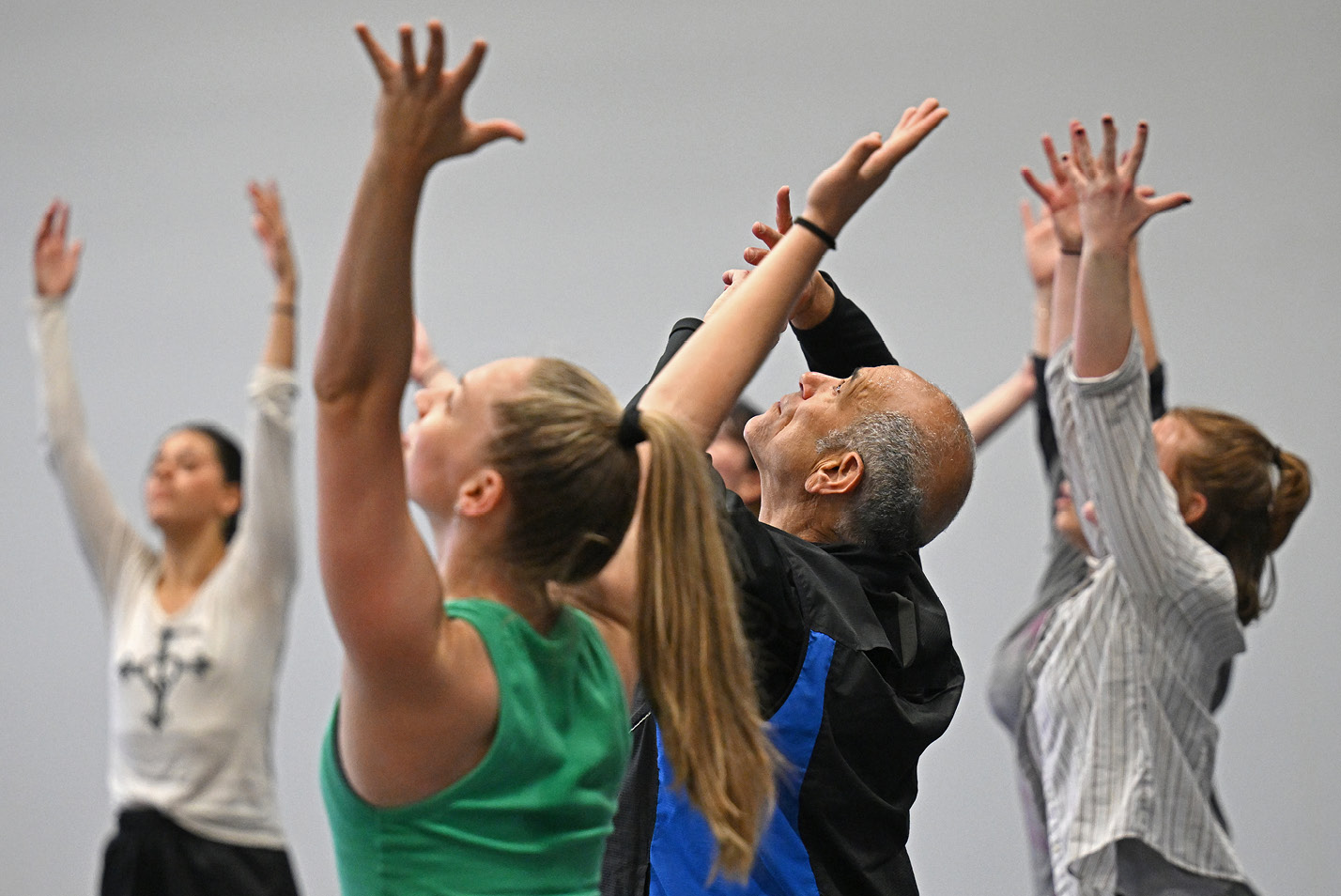 David Dorfman leads high school students during an intensive Summer @ Conn session.